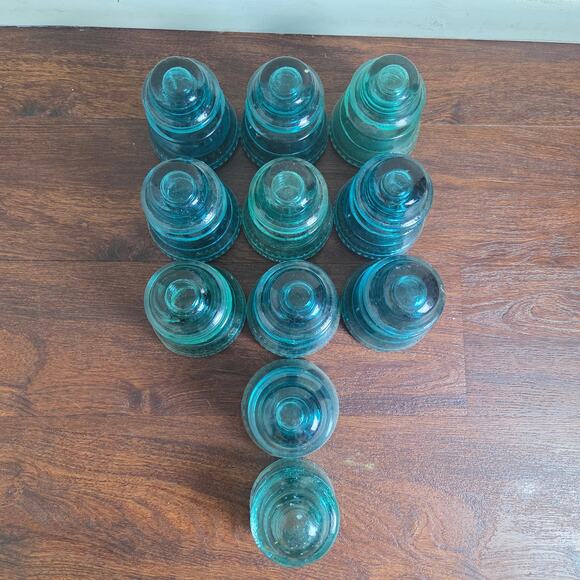 Hemingray Other - 11 Antique Teal Glass Insulators - 10 Hemingray #42 & 1 Lynchburg #38